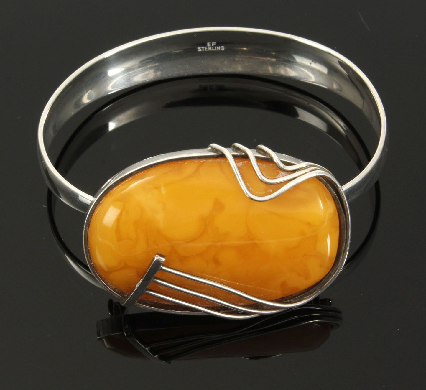 Amber bracelet, 925 sterlings silver.