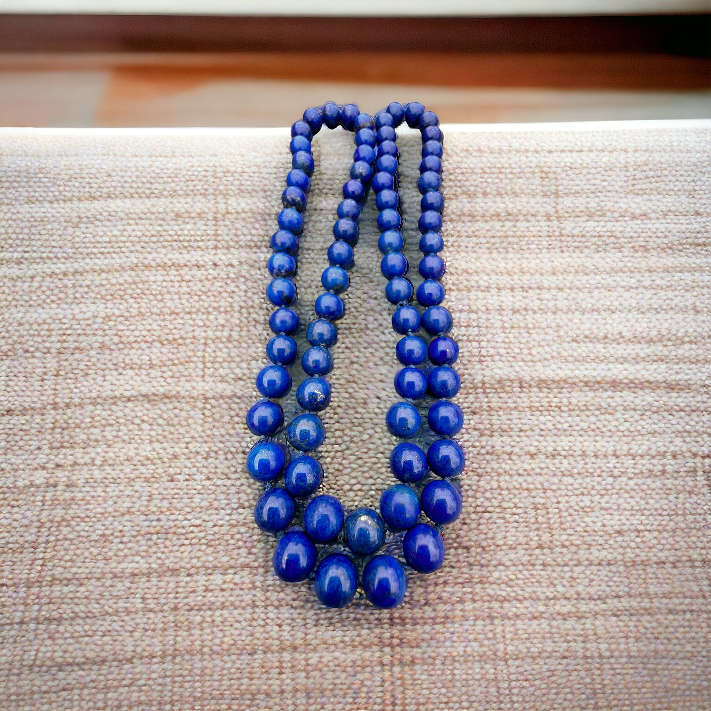 Lapis lazuli beaded collier