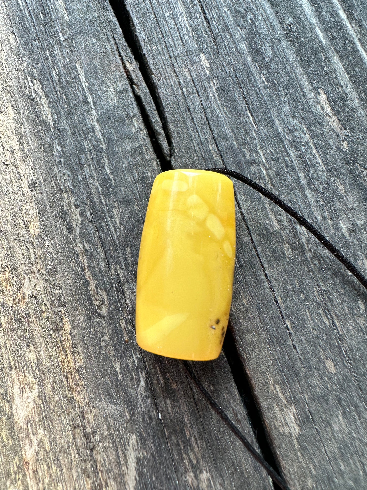 Natural butterscotch amber bead