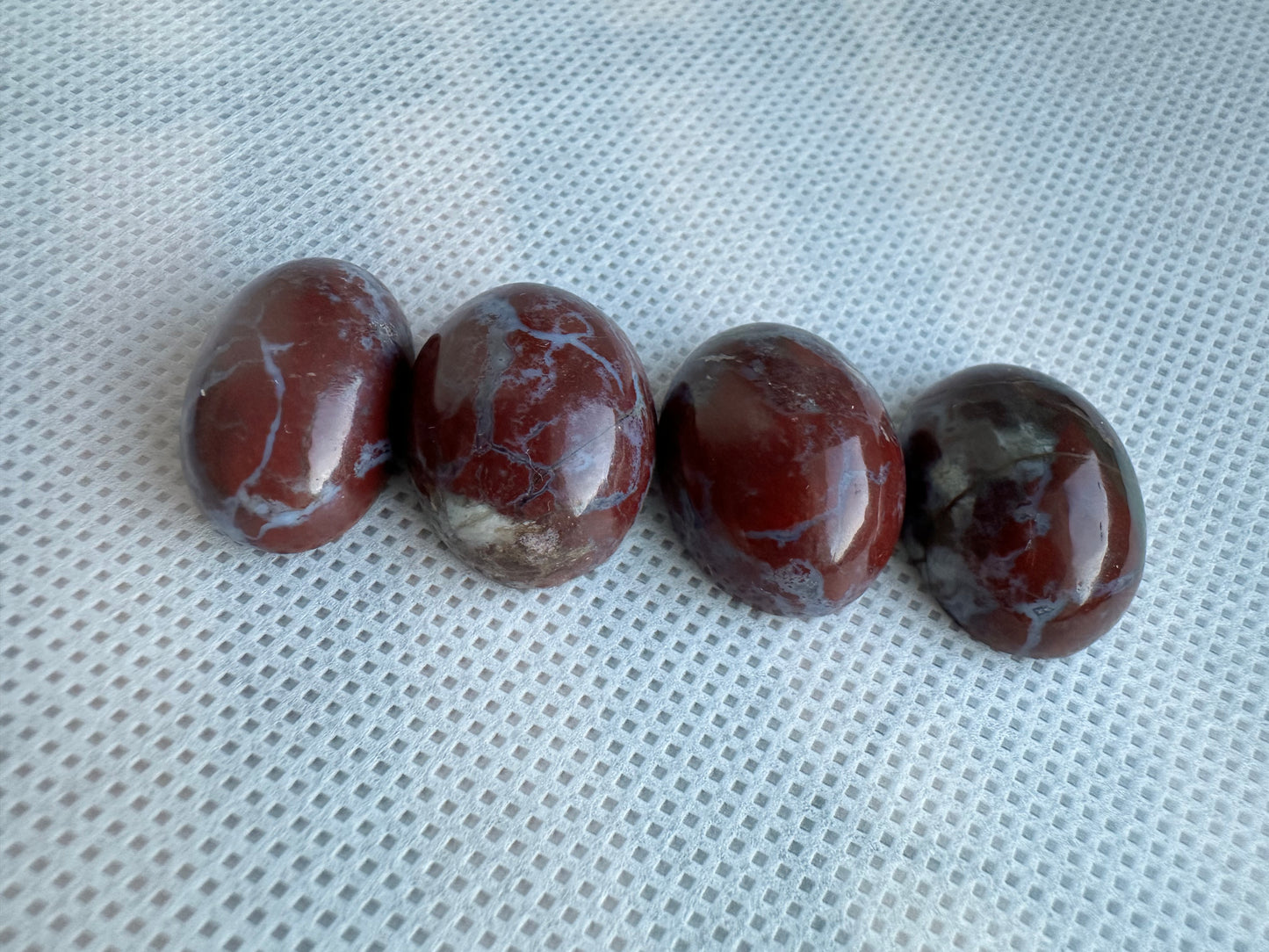 Natürliche rote Jaspis-Cabochons, oval,