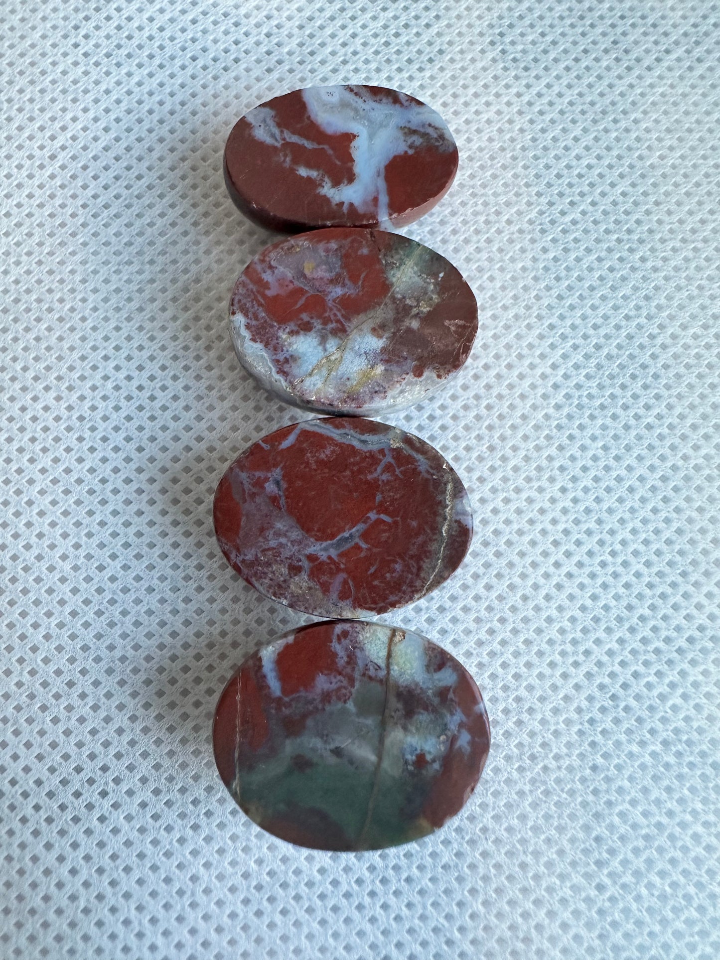 Natürliche rote Jaspis-Cabochons, oval,